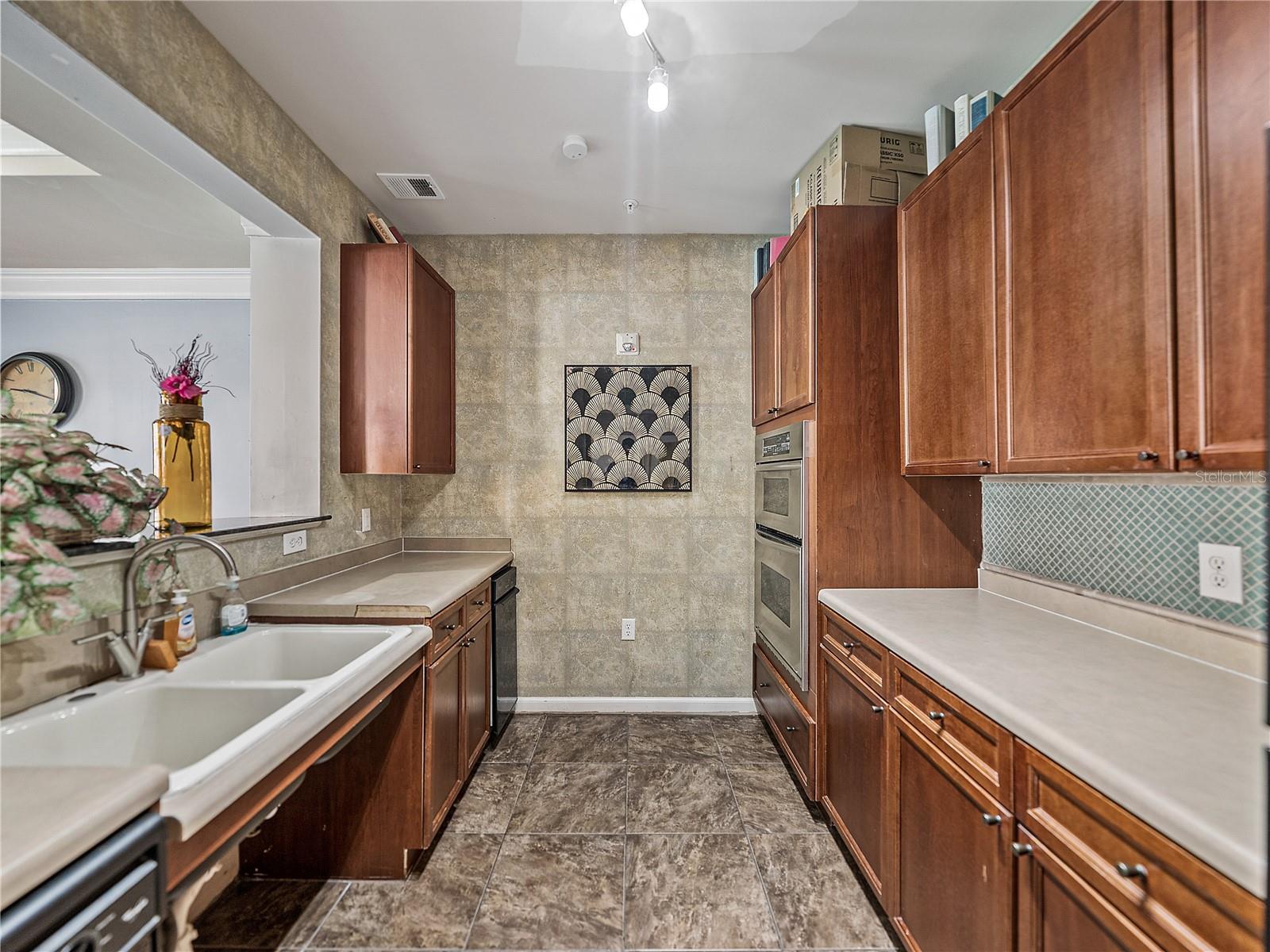 Clubhouse Kitchen