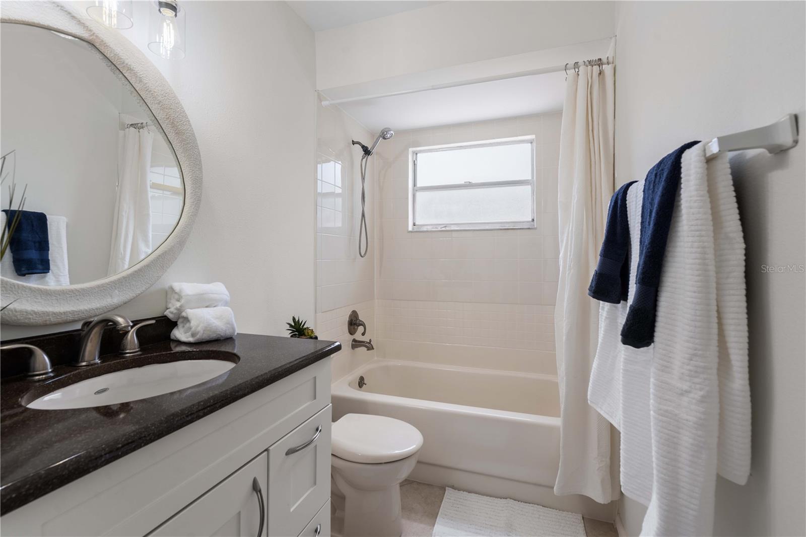Full Bathroom w/ Shower Tub Combo