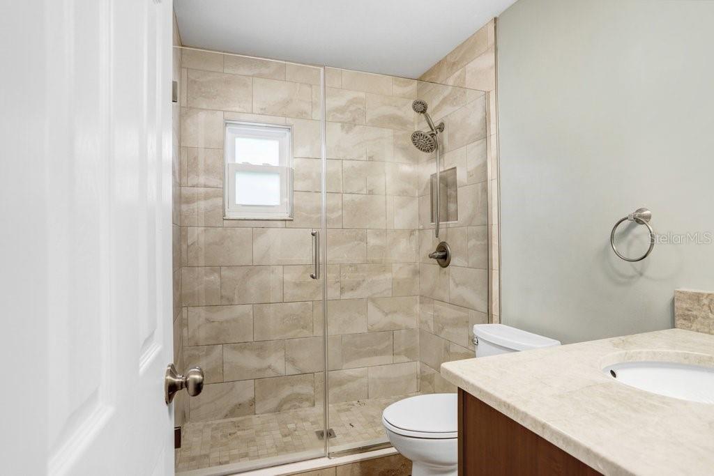 2nd Bathroom
