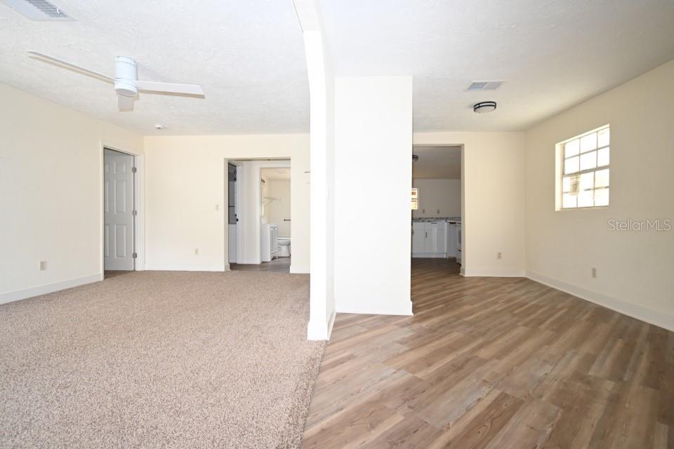 LIVING RM/DINING RM SPLIT