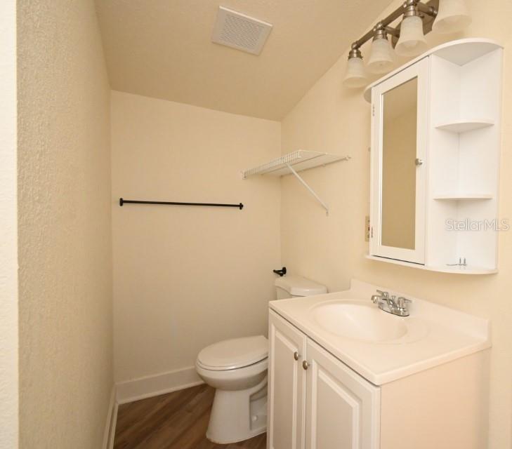 PRIMARY BEDROOM 1/2 BATH