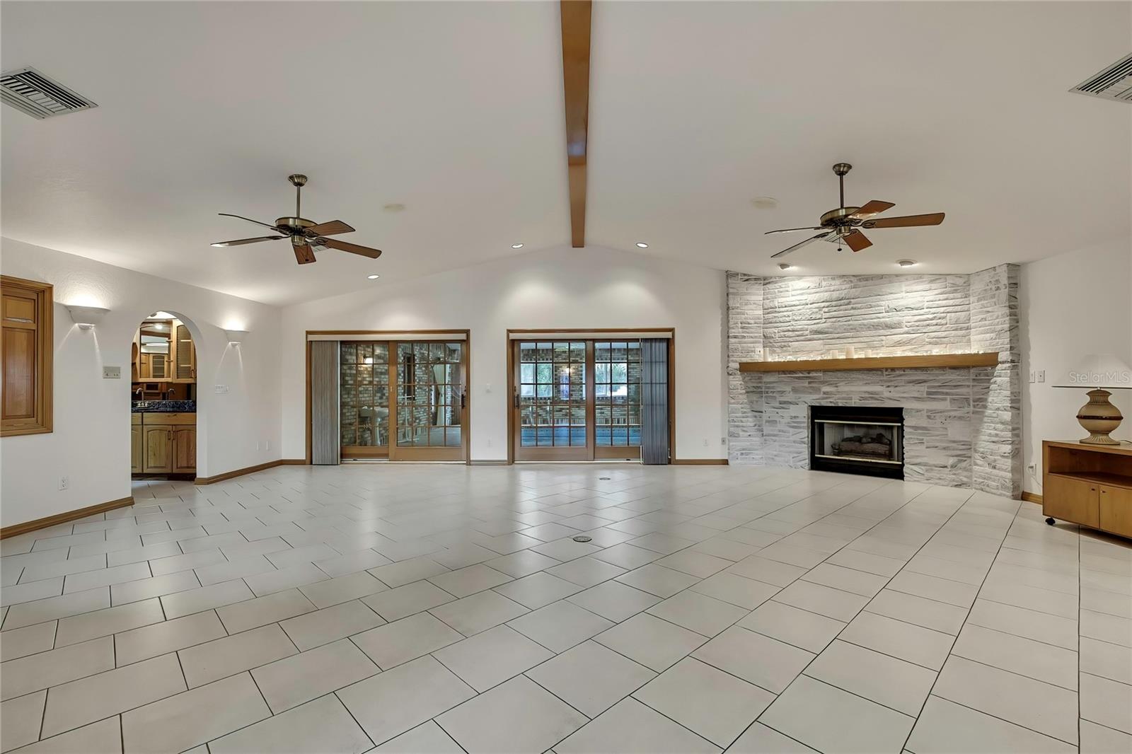 Open Floor plan, 3393 Liv Sq Ft