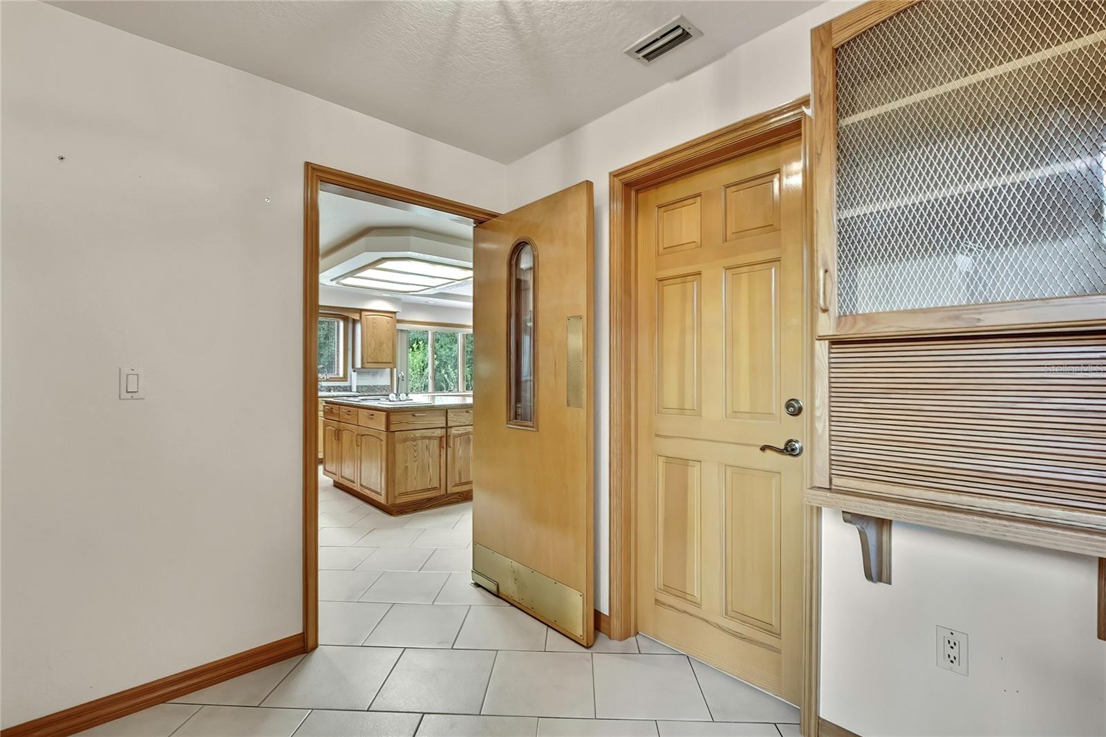 Kitchen off the dining room
