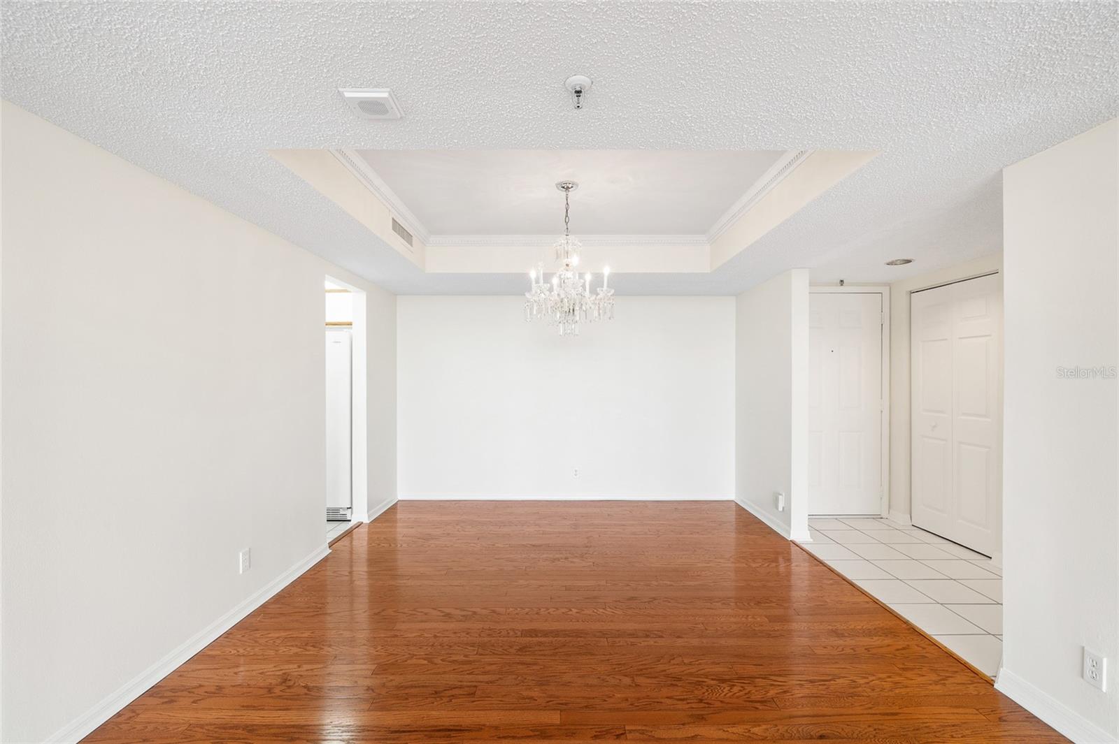 Living/Dining room combination