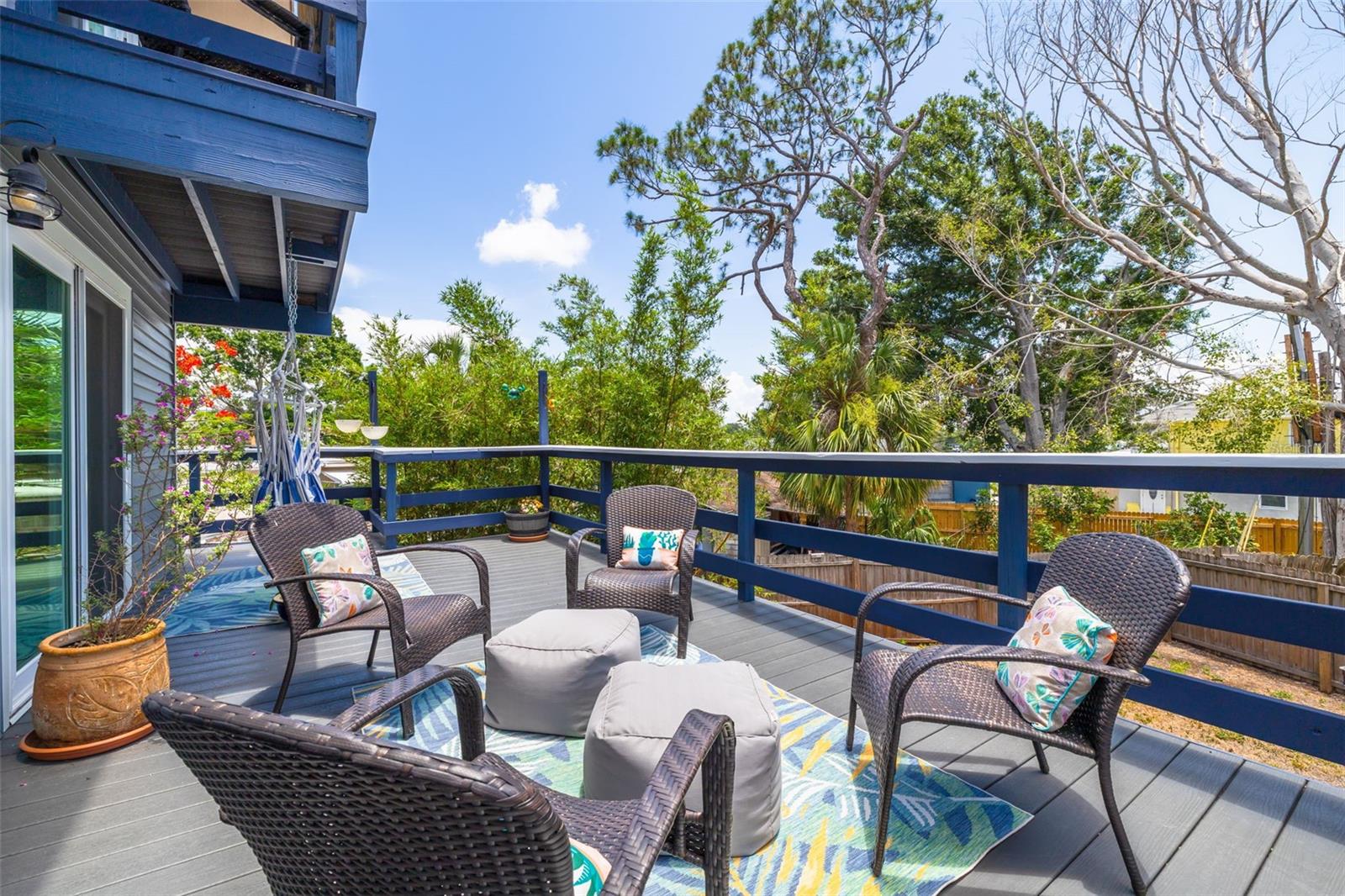 Tons of entertaining space!
