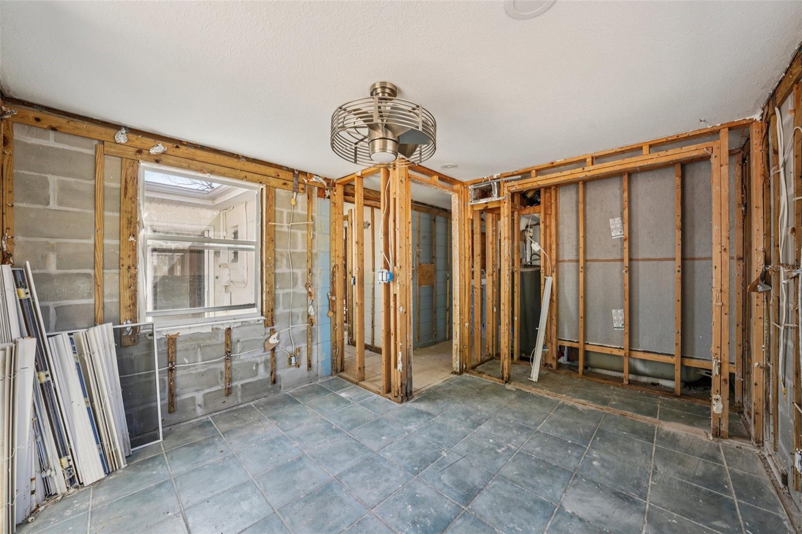 Back bedroom