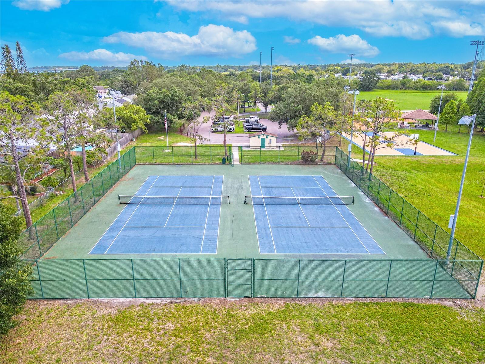 Sheffield Park - tennis courts