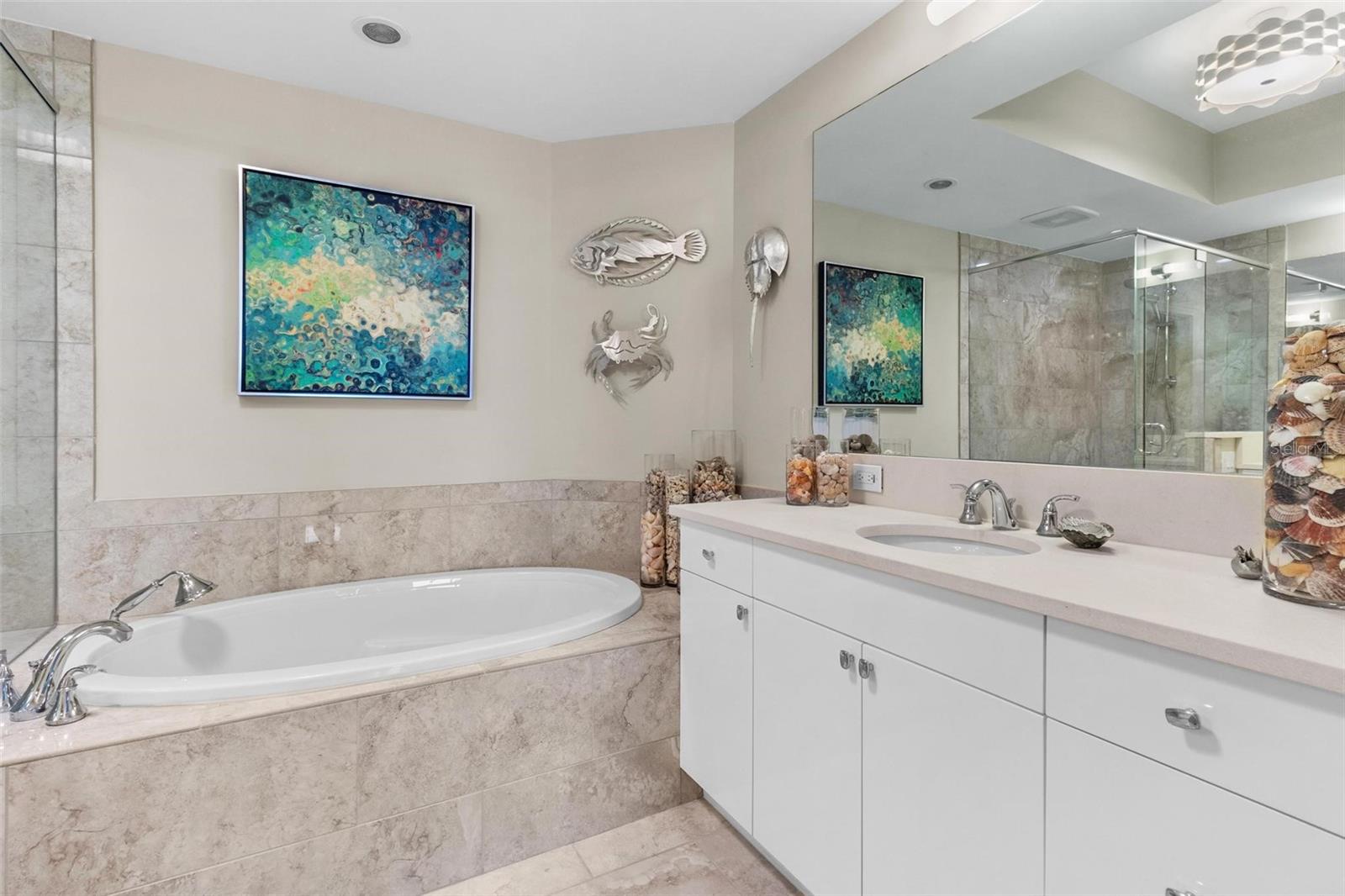 Primary Suite Bathroom