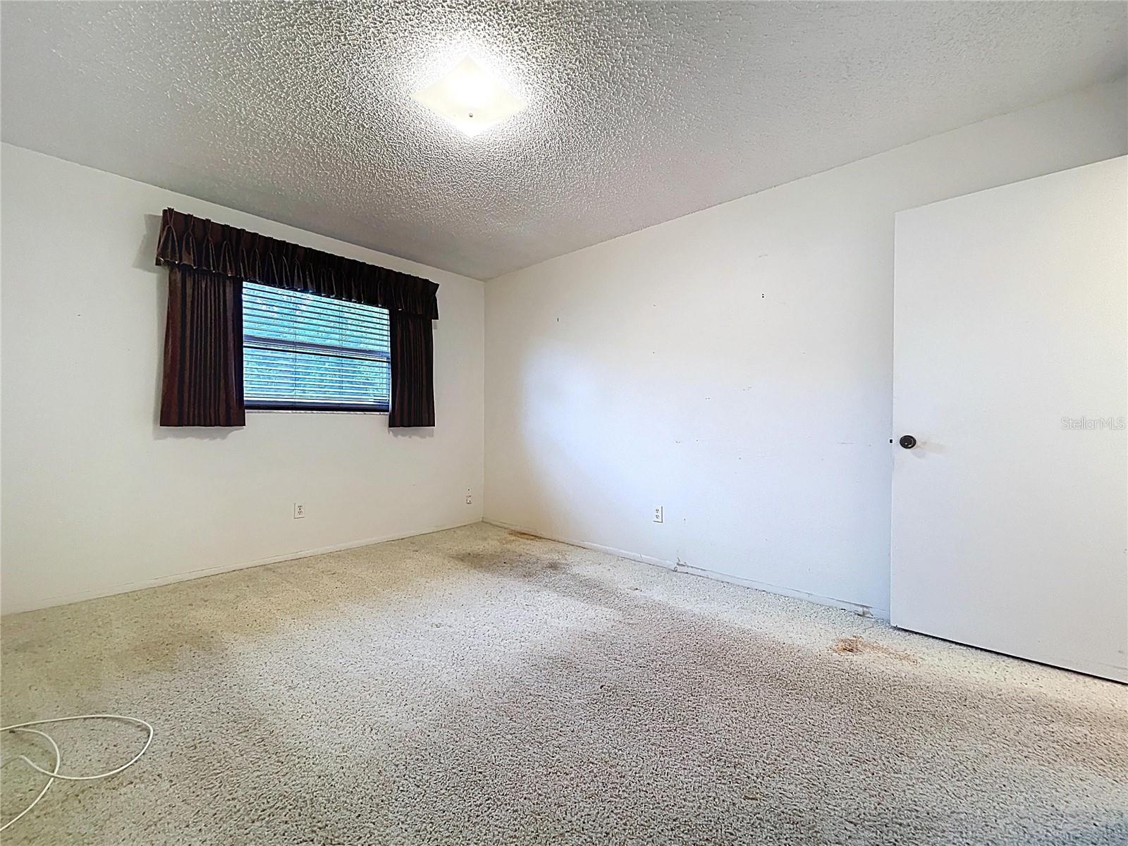 3rd bedroom with double pane windows.
