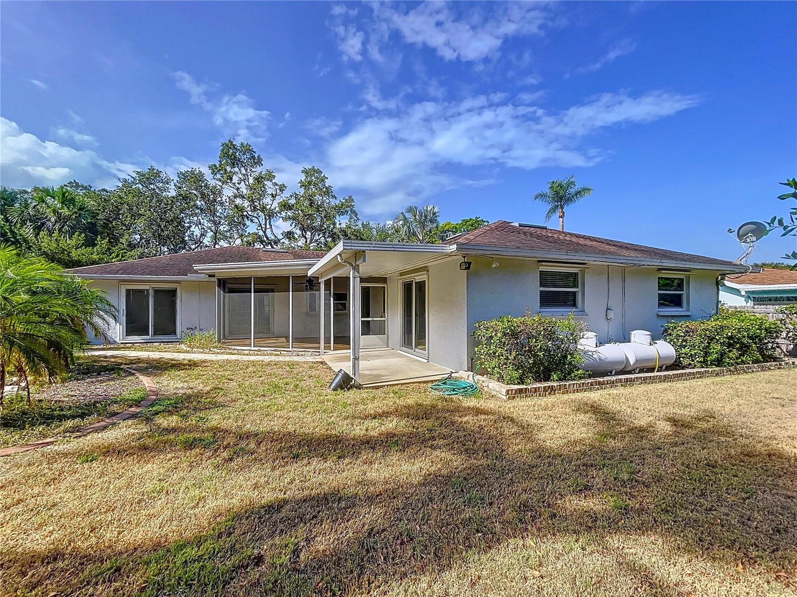 1/4 acre lot offers plenty of outdoor space to add a pool, a playground, BBQ space or a dog run.
