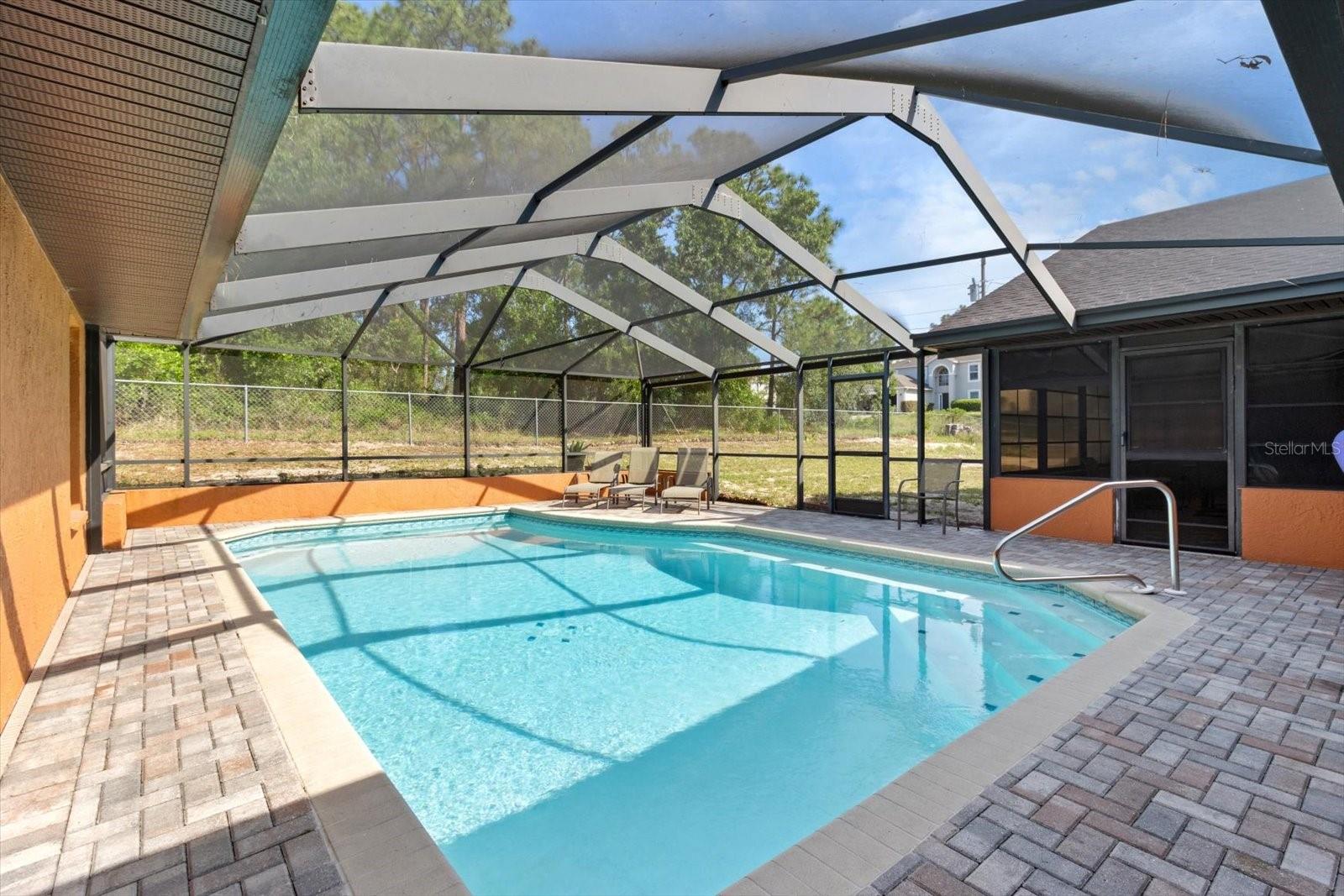 28x14 Sports pool