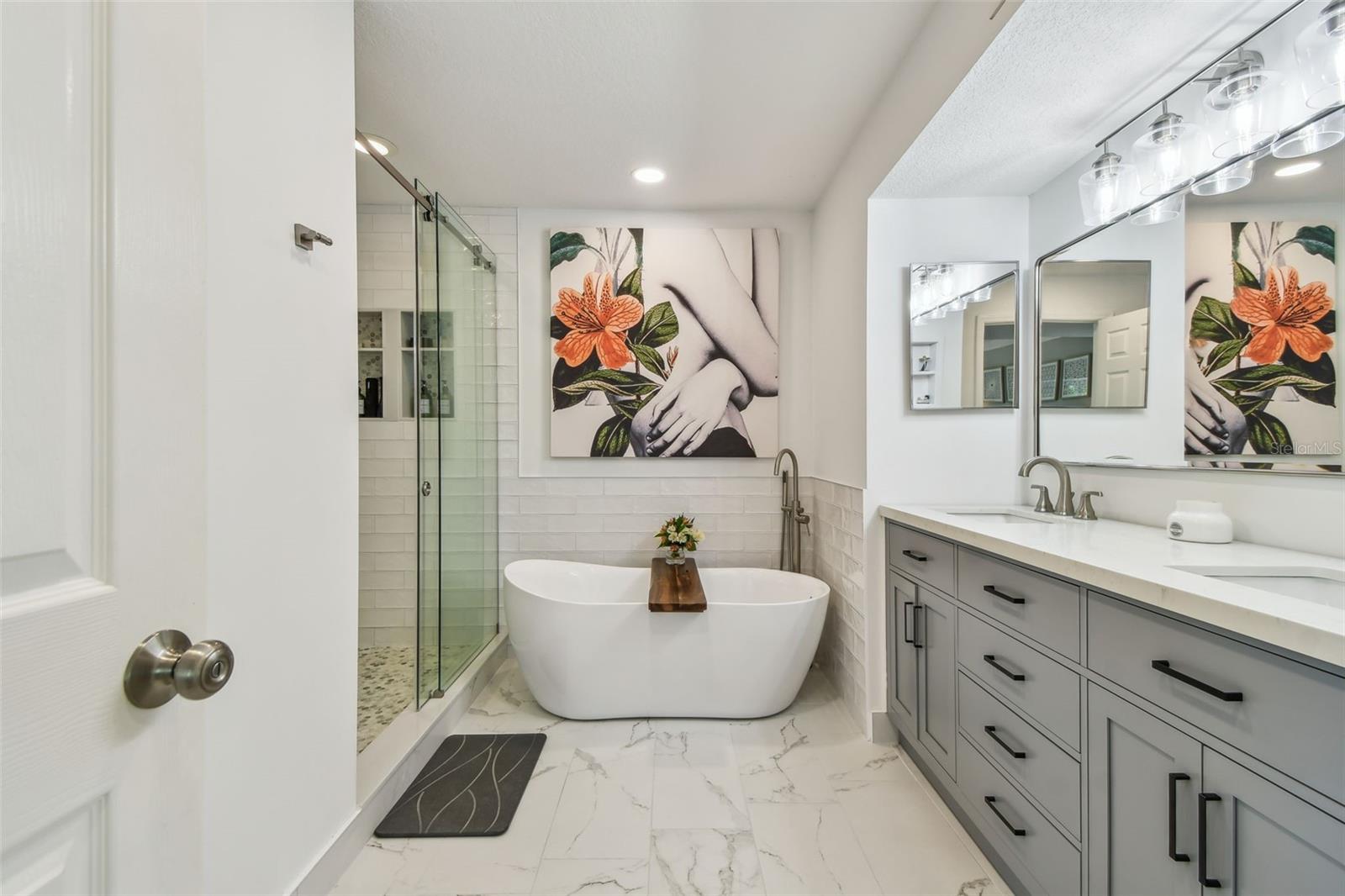 Newly renovated primary bath