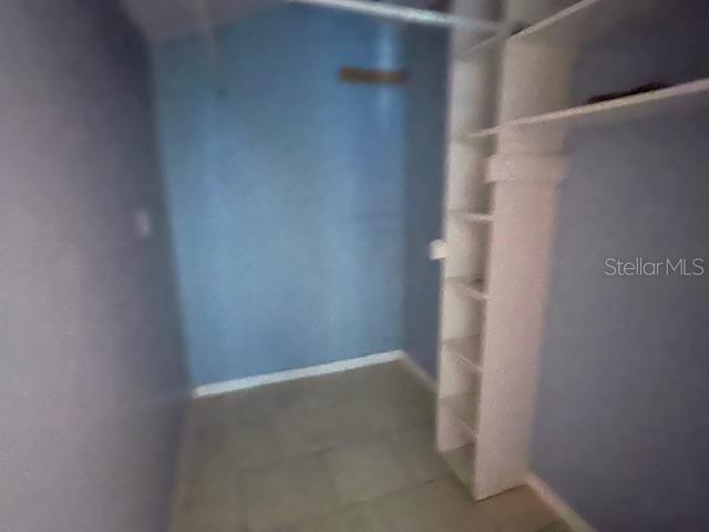 TB8392257