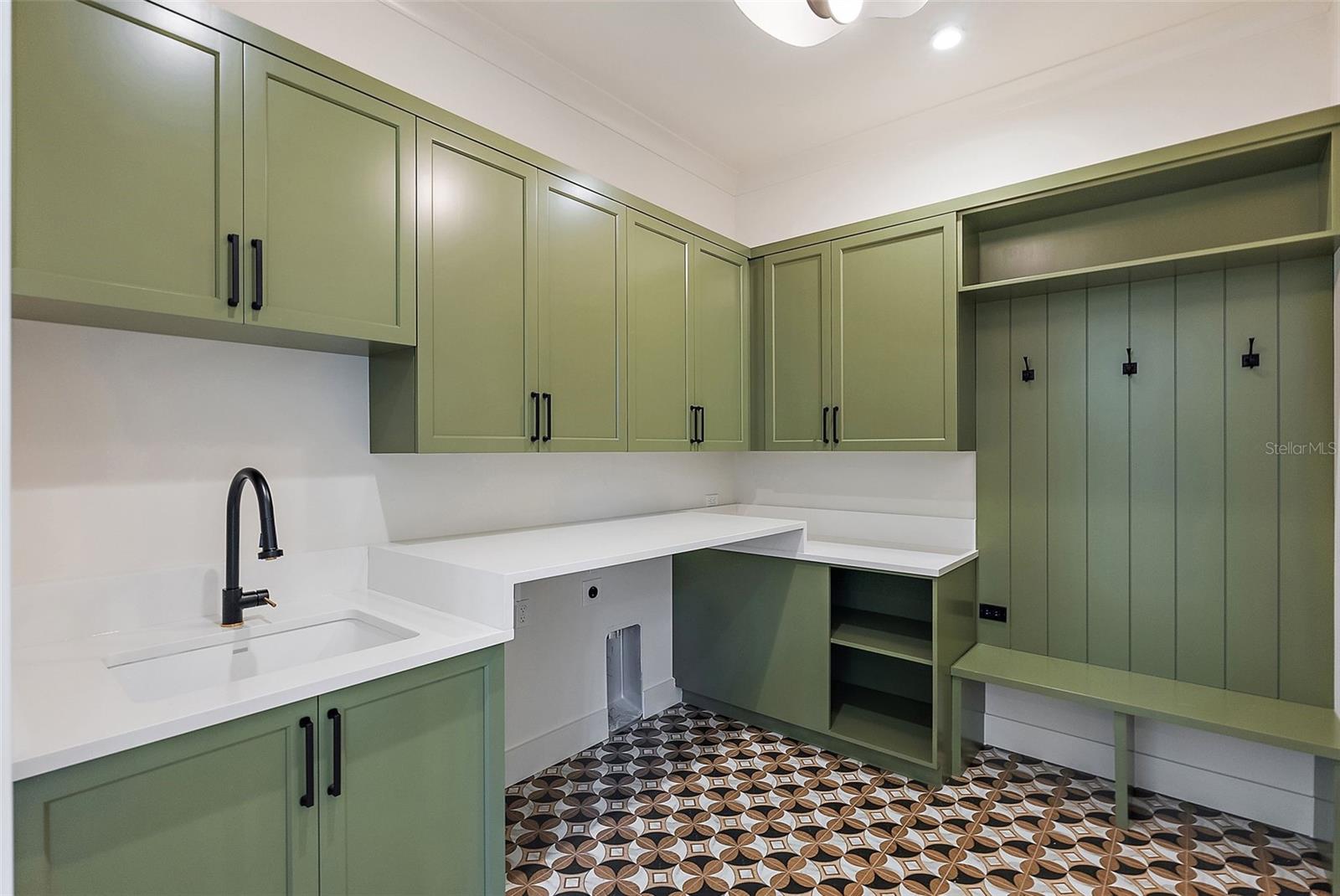 Downstairs Mud Room and Laundry