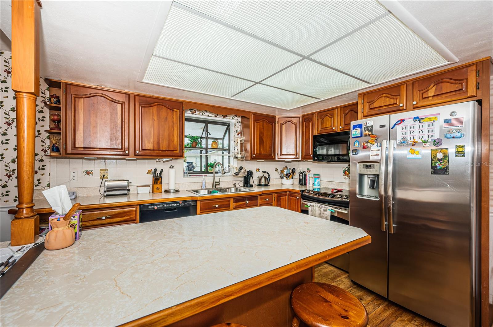 Eat In Dining Space