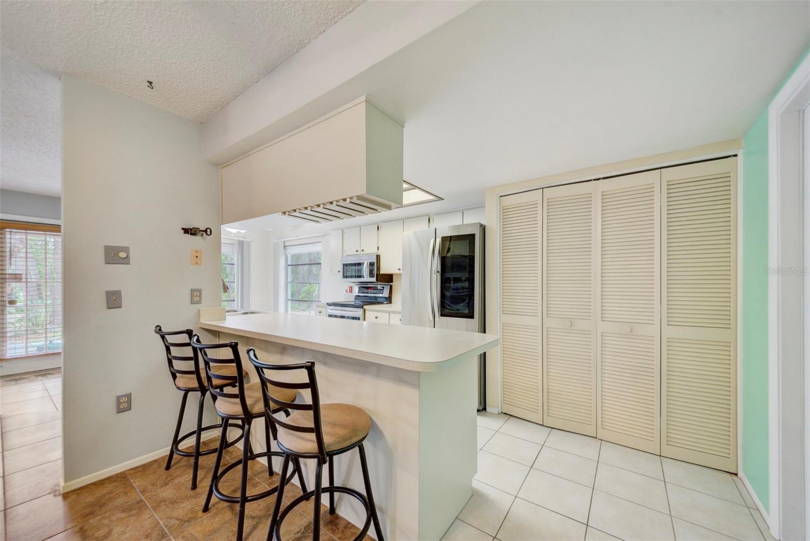Breakfast bar and very large pantry!