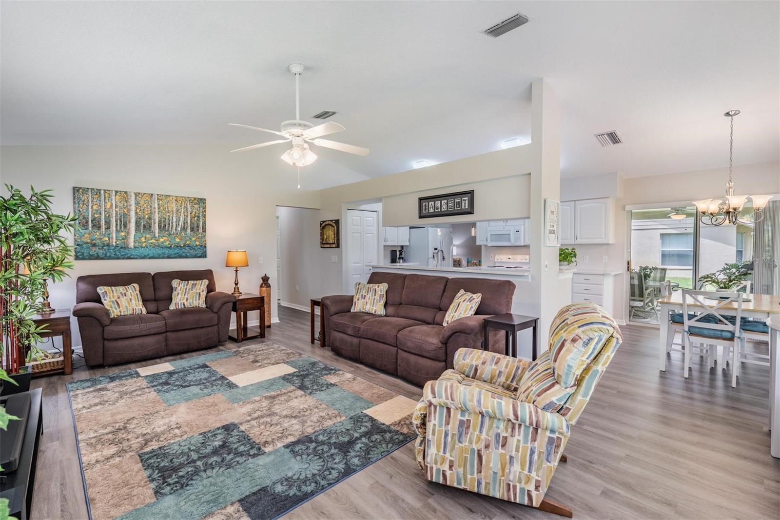 Thoughtful and open floorplan