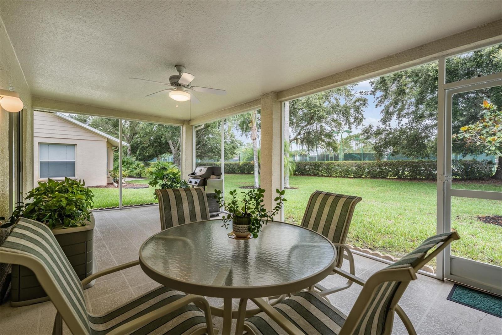 Screened in lanai