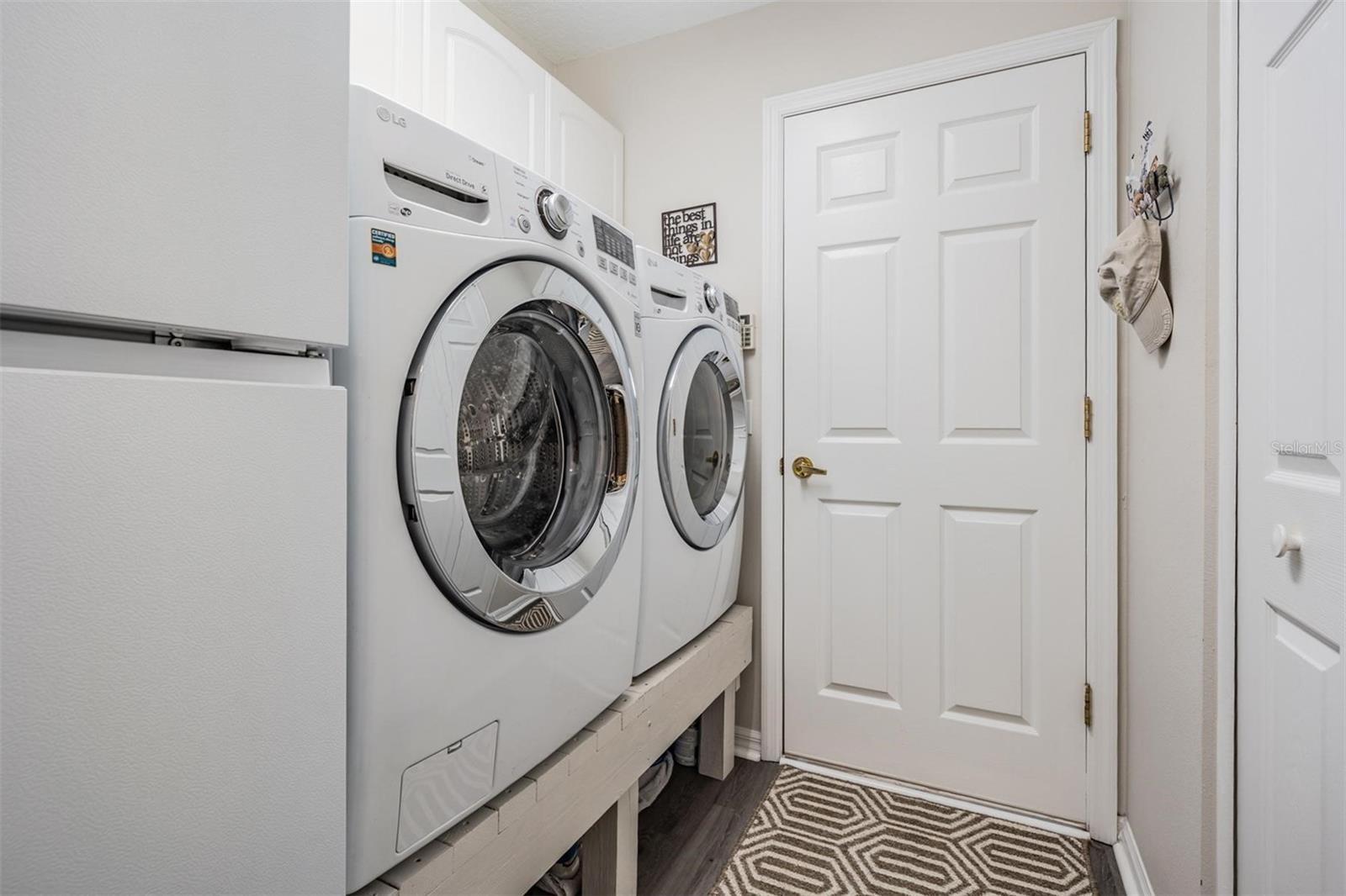 Walk-in laundry room