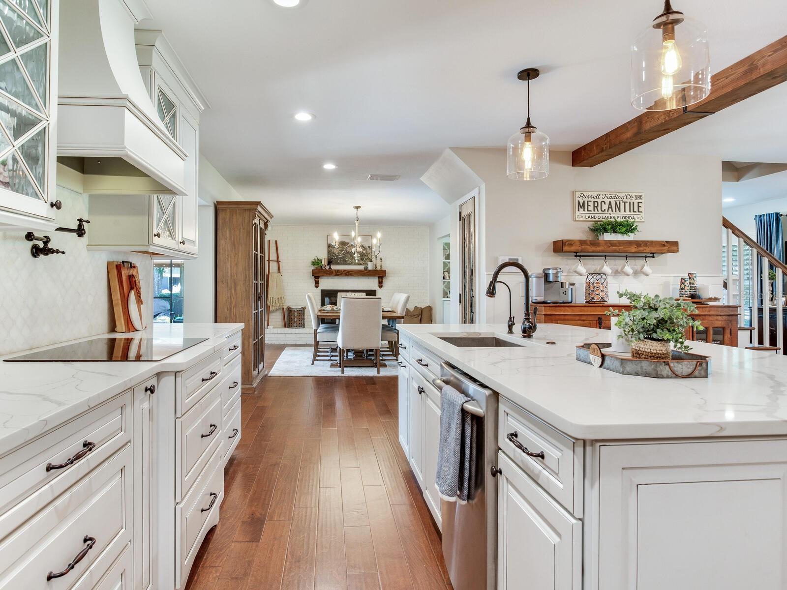 Kitchen / Dining
