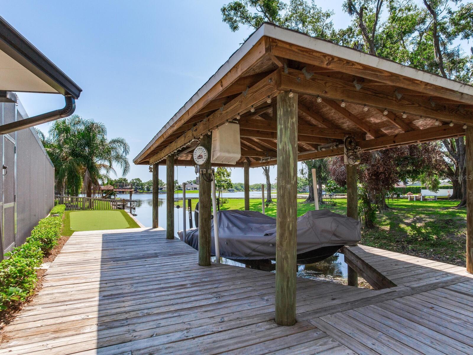 Boathouse / Deck / Putting Green