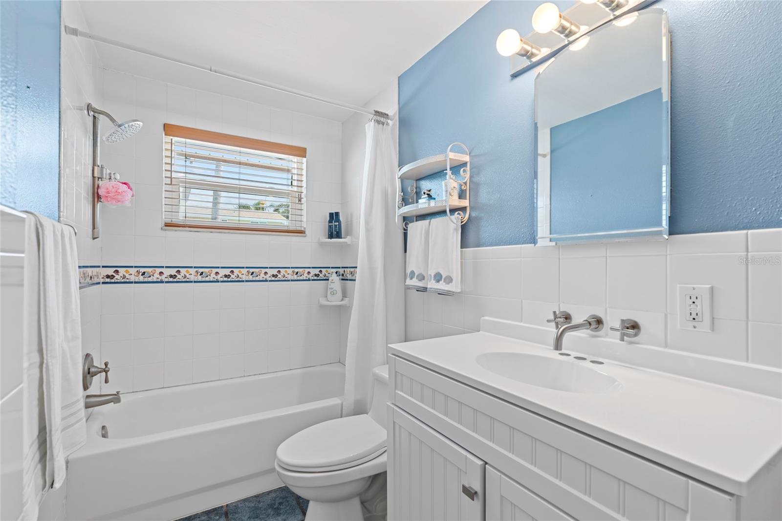 2nd Bathroom