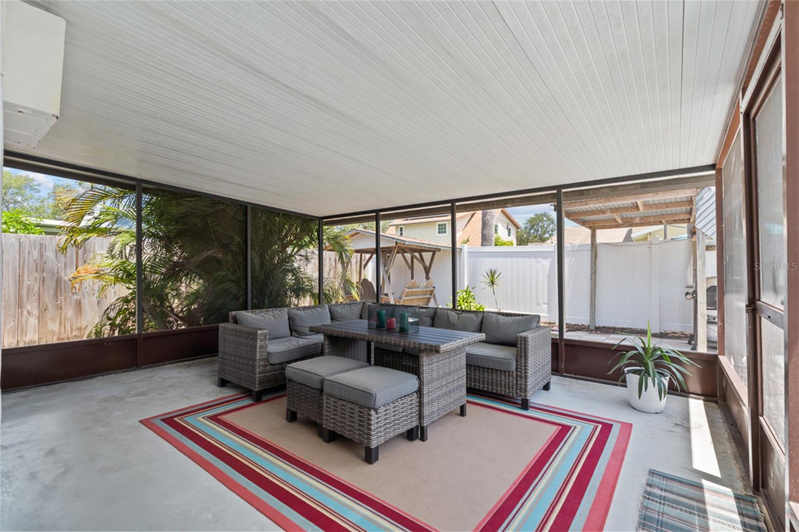 Screened-In Lanai