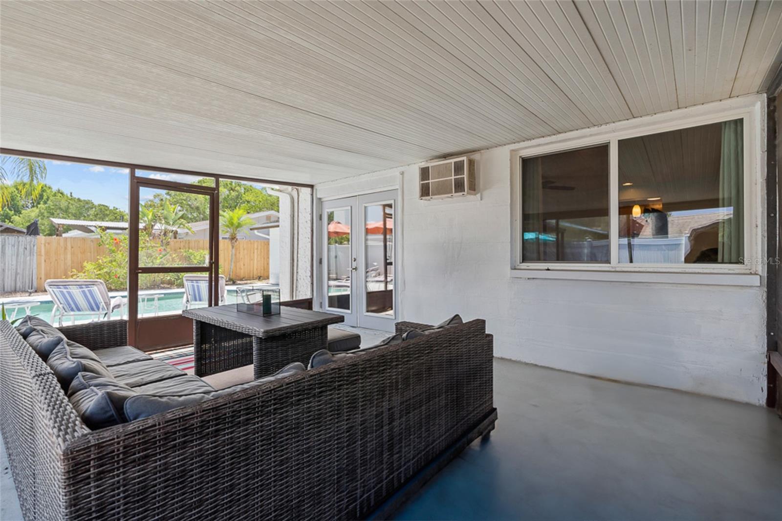 Screened-In Lanai