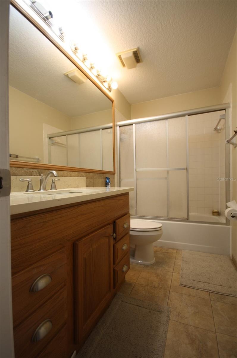 Full bath on the second floor.