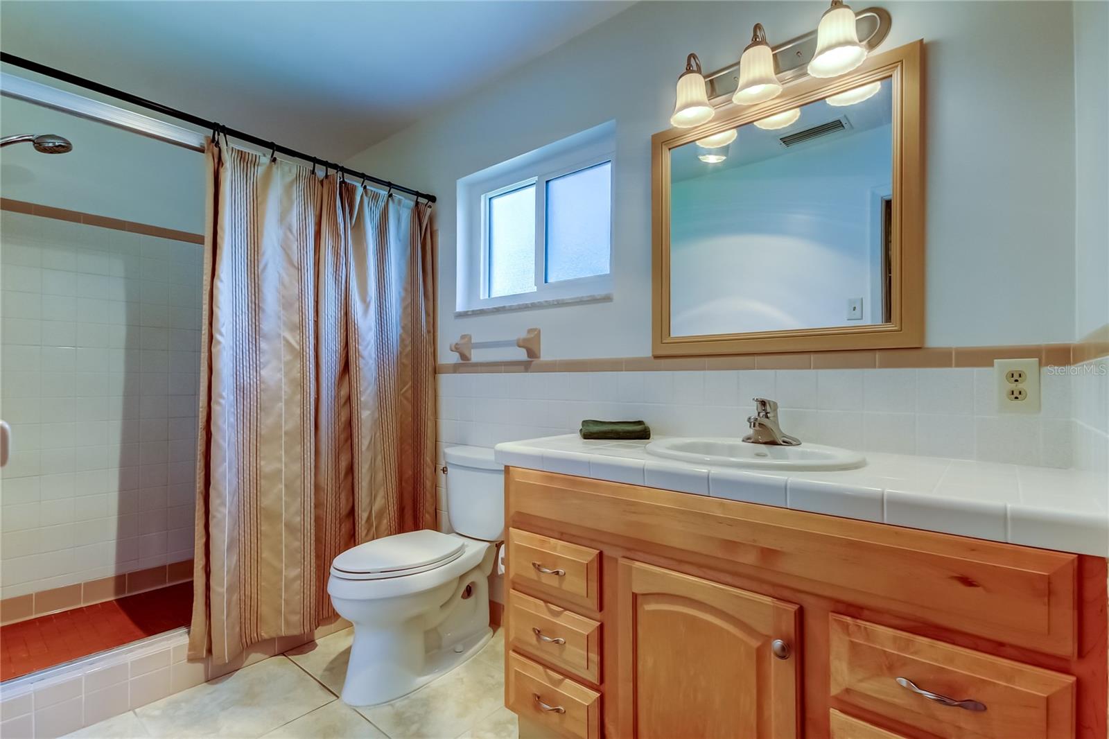 En-suite Primary bath with shower