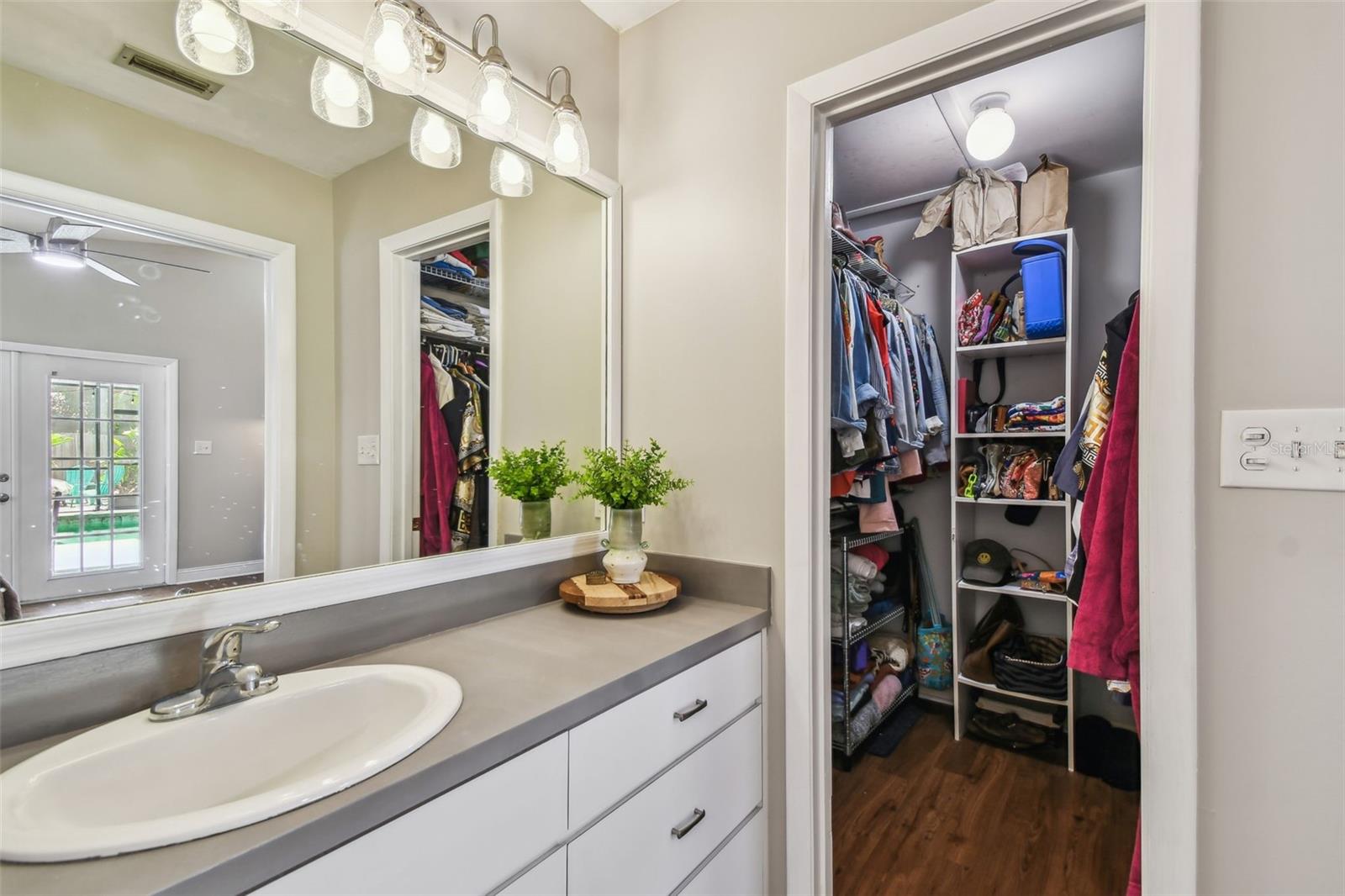 Primary Walk in Closet
