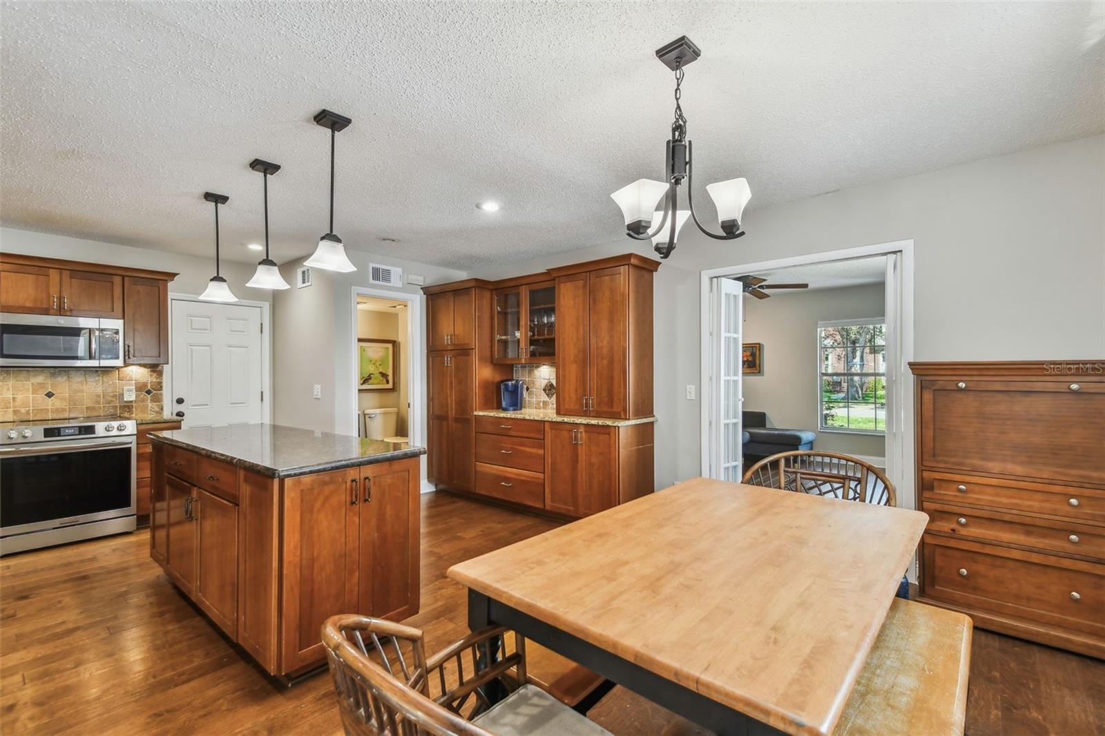 Eat in Kitchen