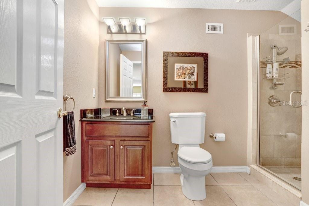 Full Bath 4