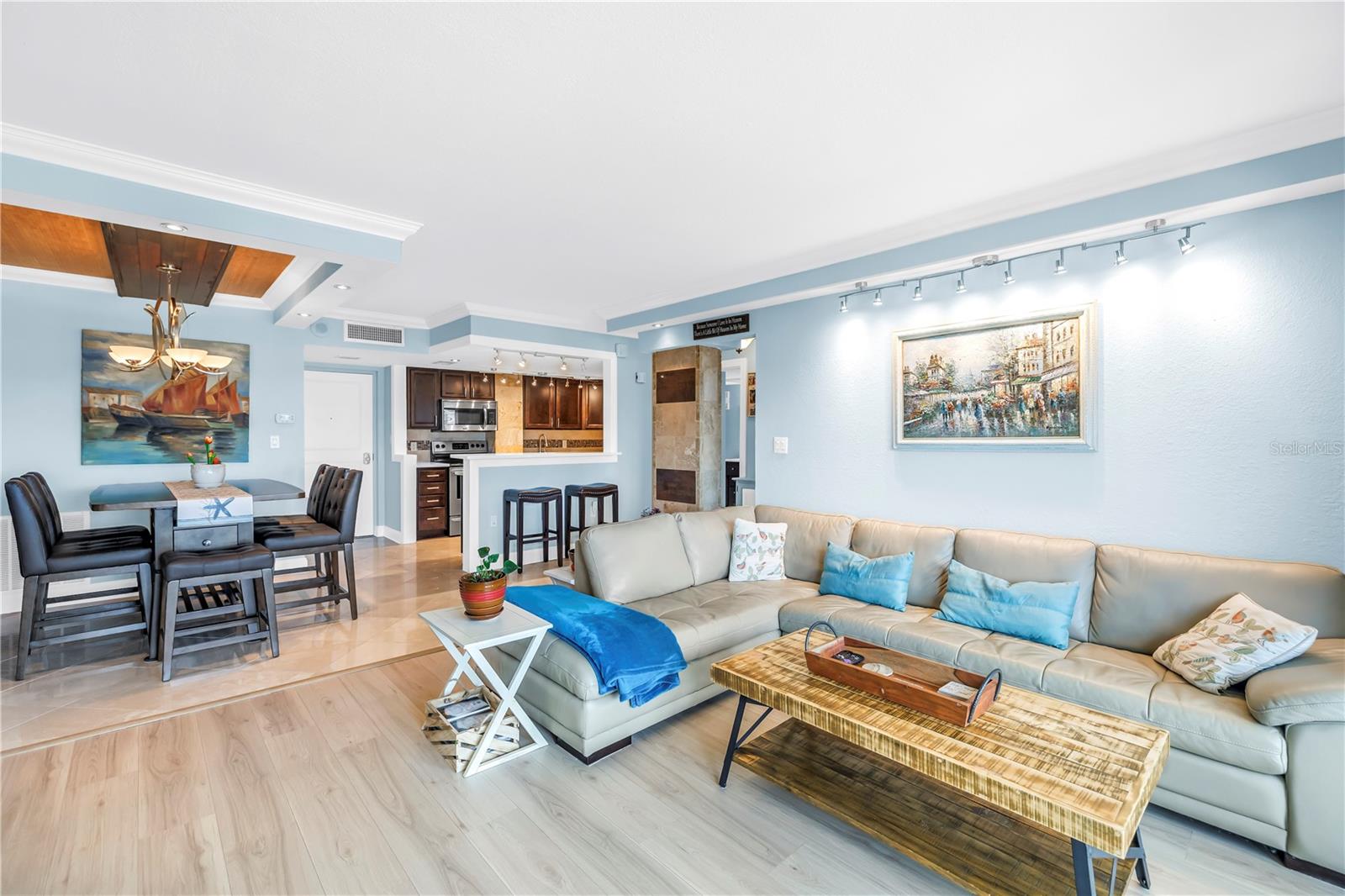 living/dining