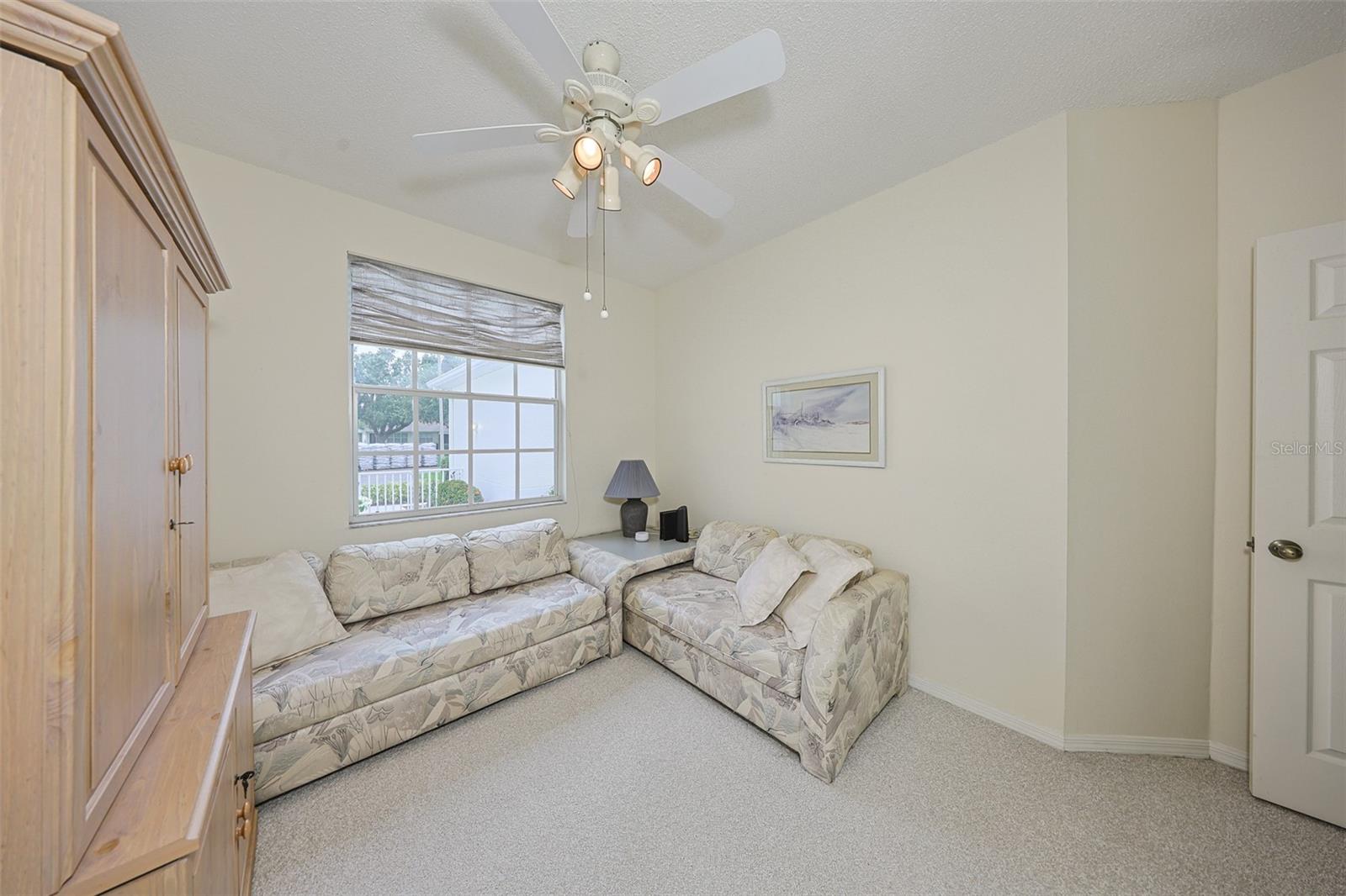 2nd Bedroom