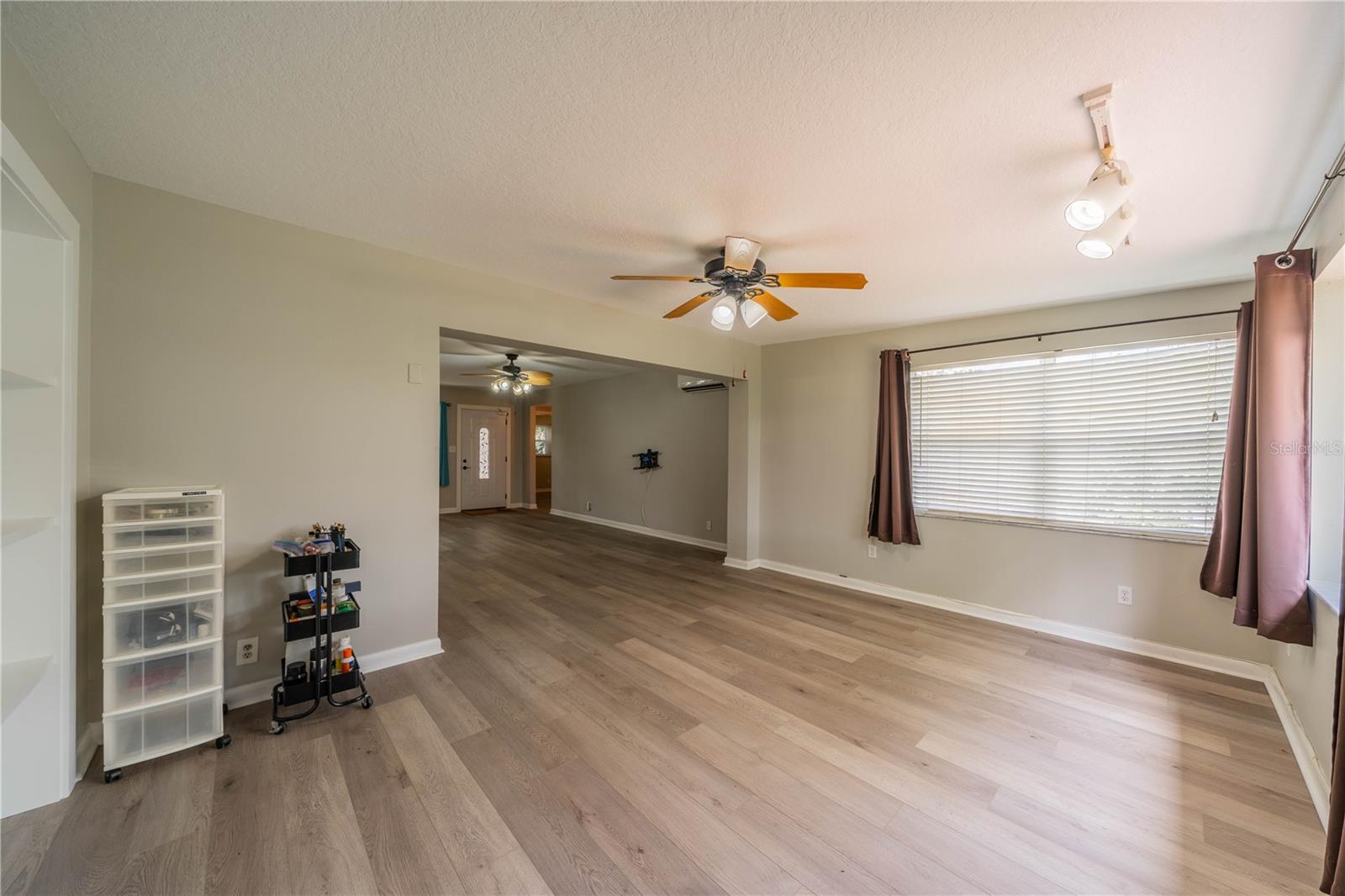 Florida room looking toward living room
