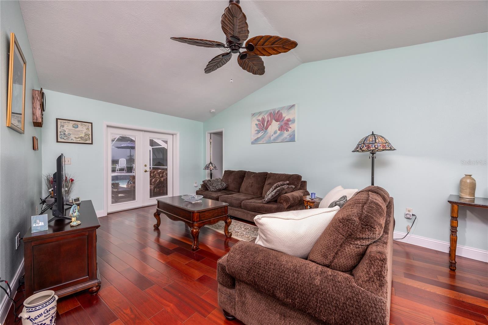 Formal Living Area with Lanai access!