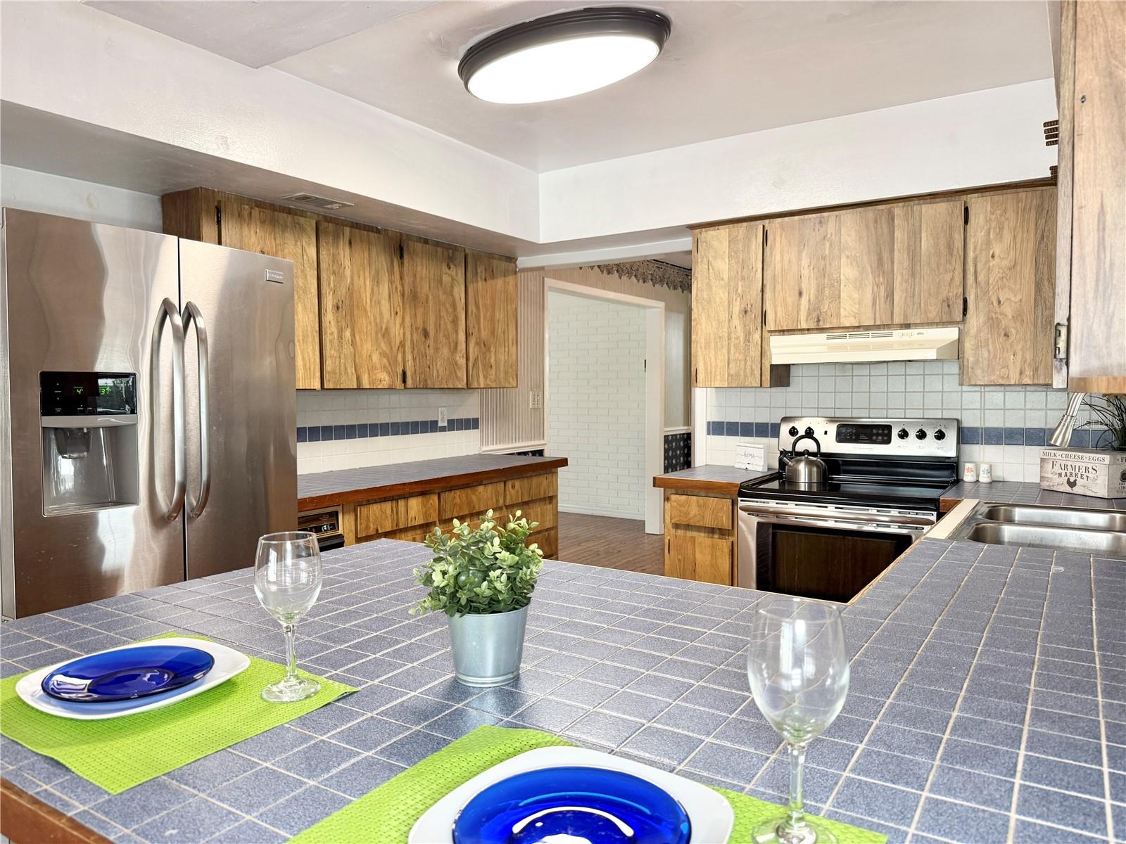 Kitchen - Plenty of Cabinets and Counter Space