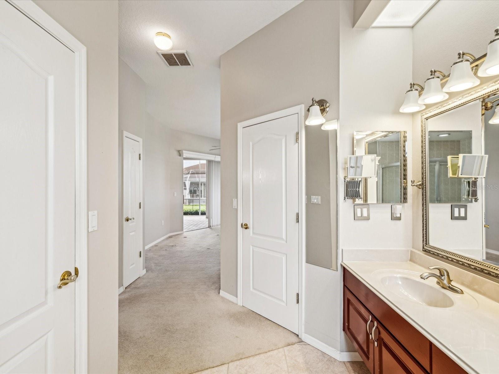 Ensuite bathroom