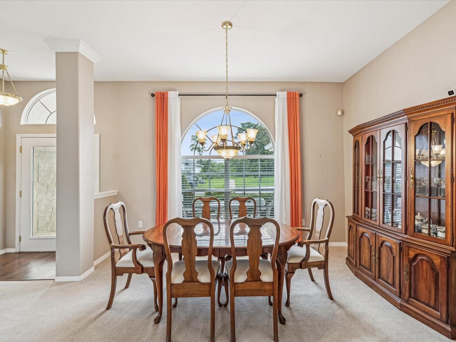 Front dining area