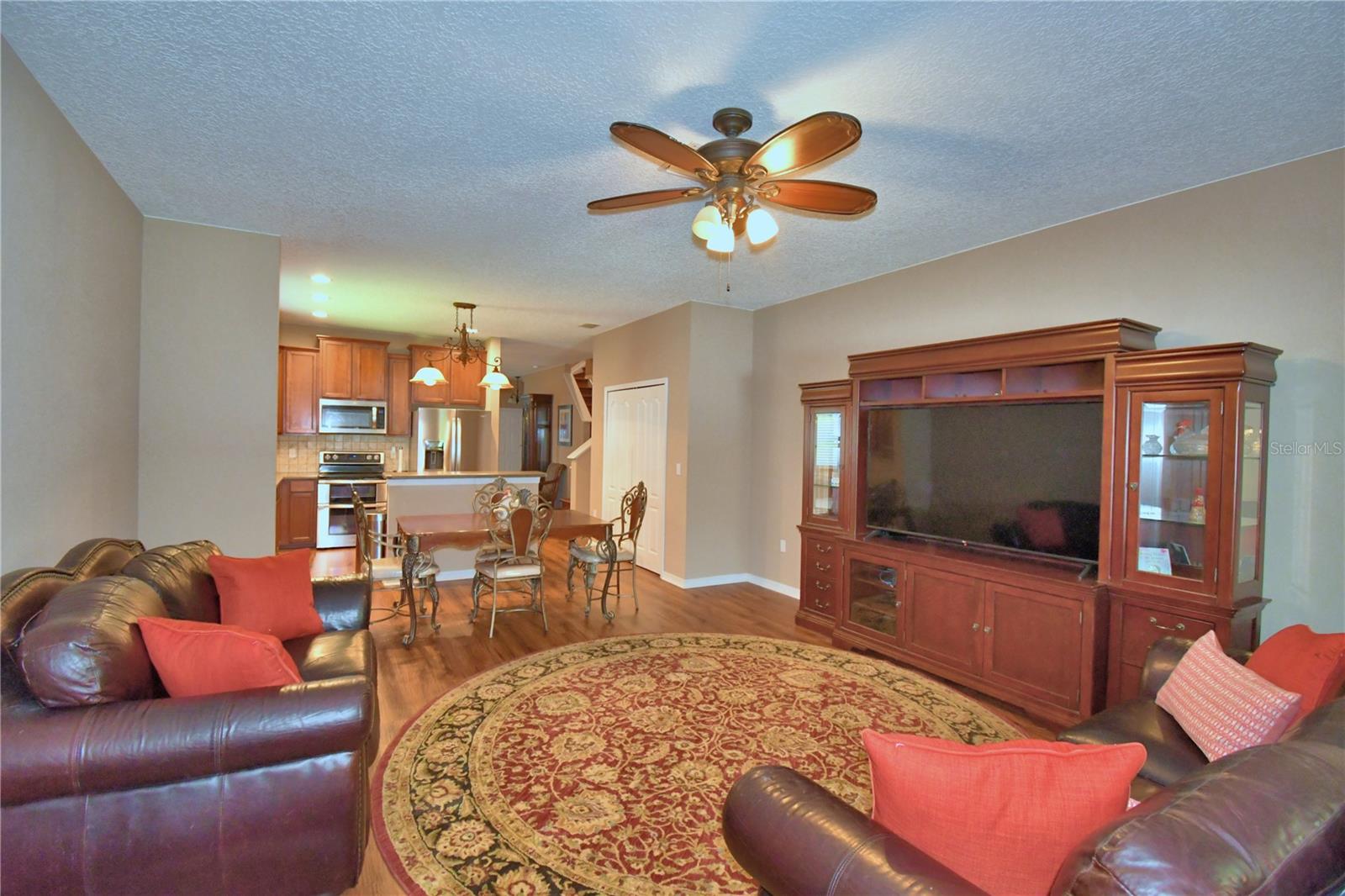 Kitchen/Living room combination