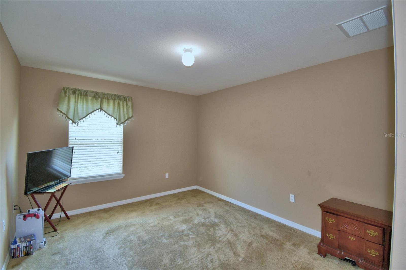 4th bedroom