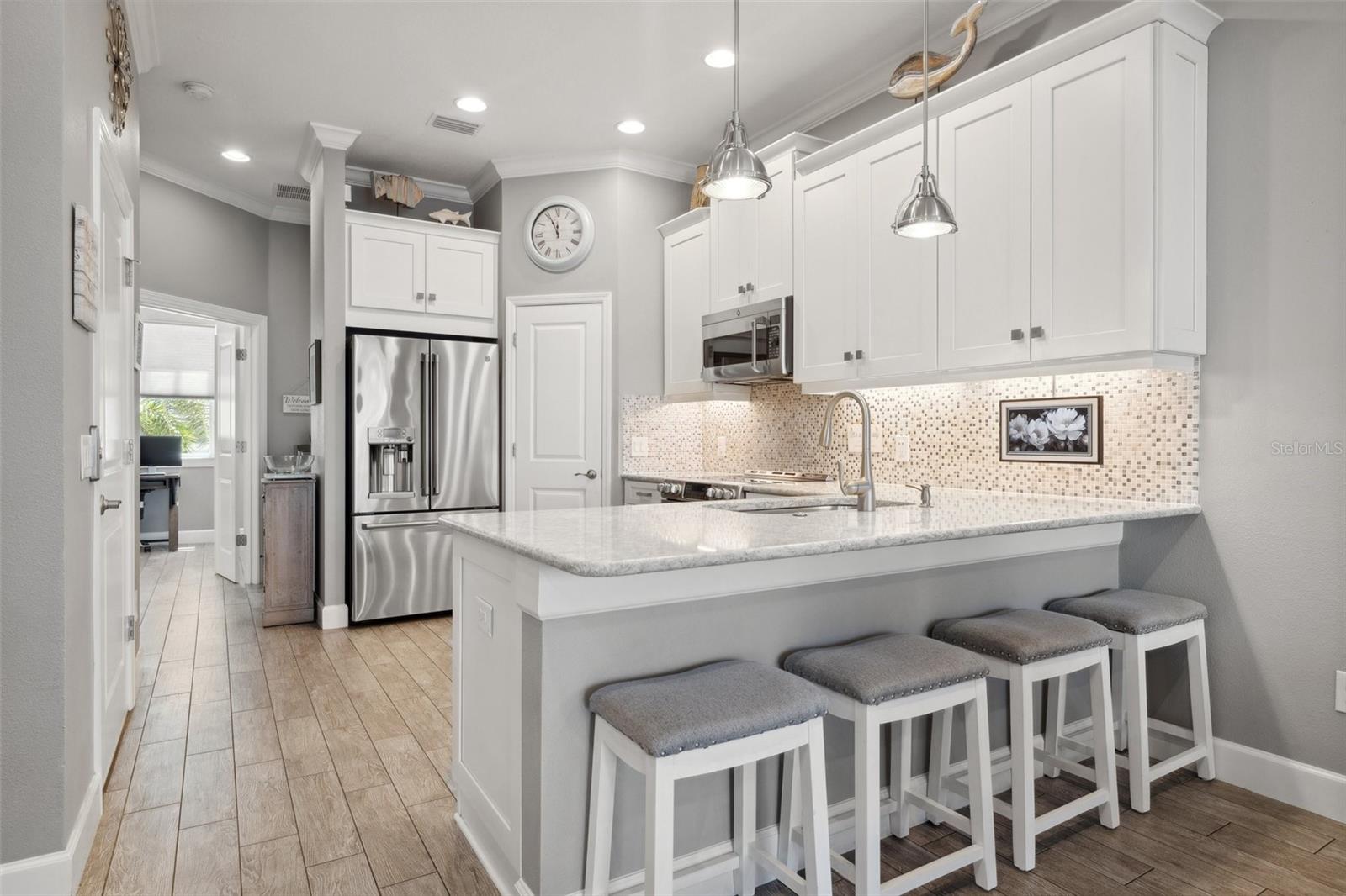 Gourmet style kitchen