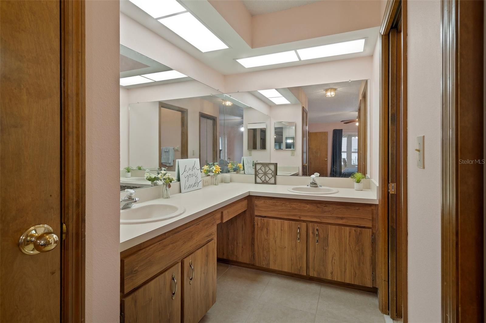 Master Bathroom Vanity has lots of Storage Space