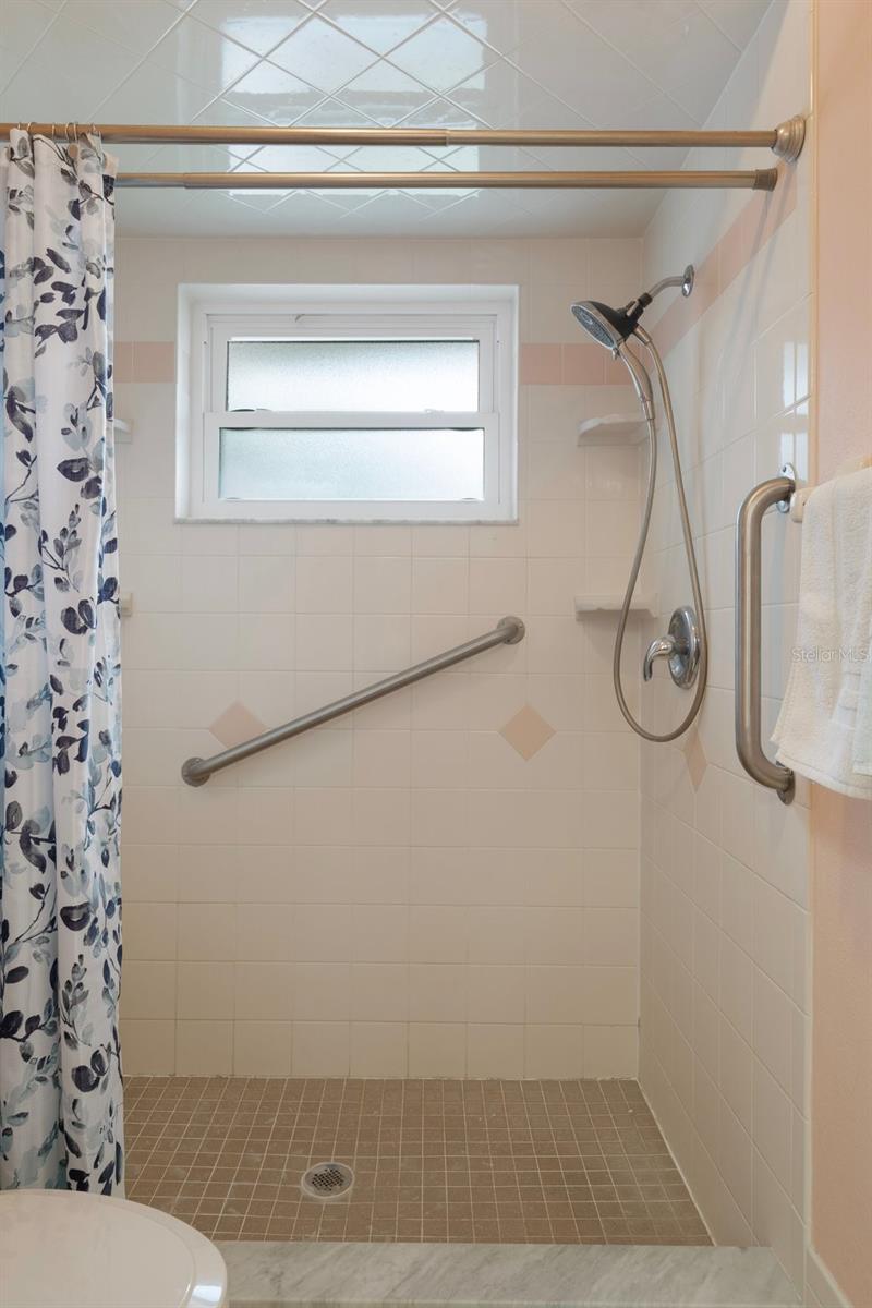 Whgat a beautiful Step-In Shower