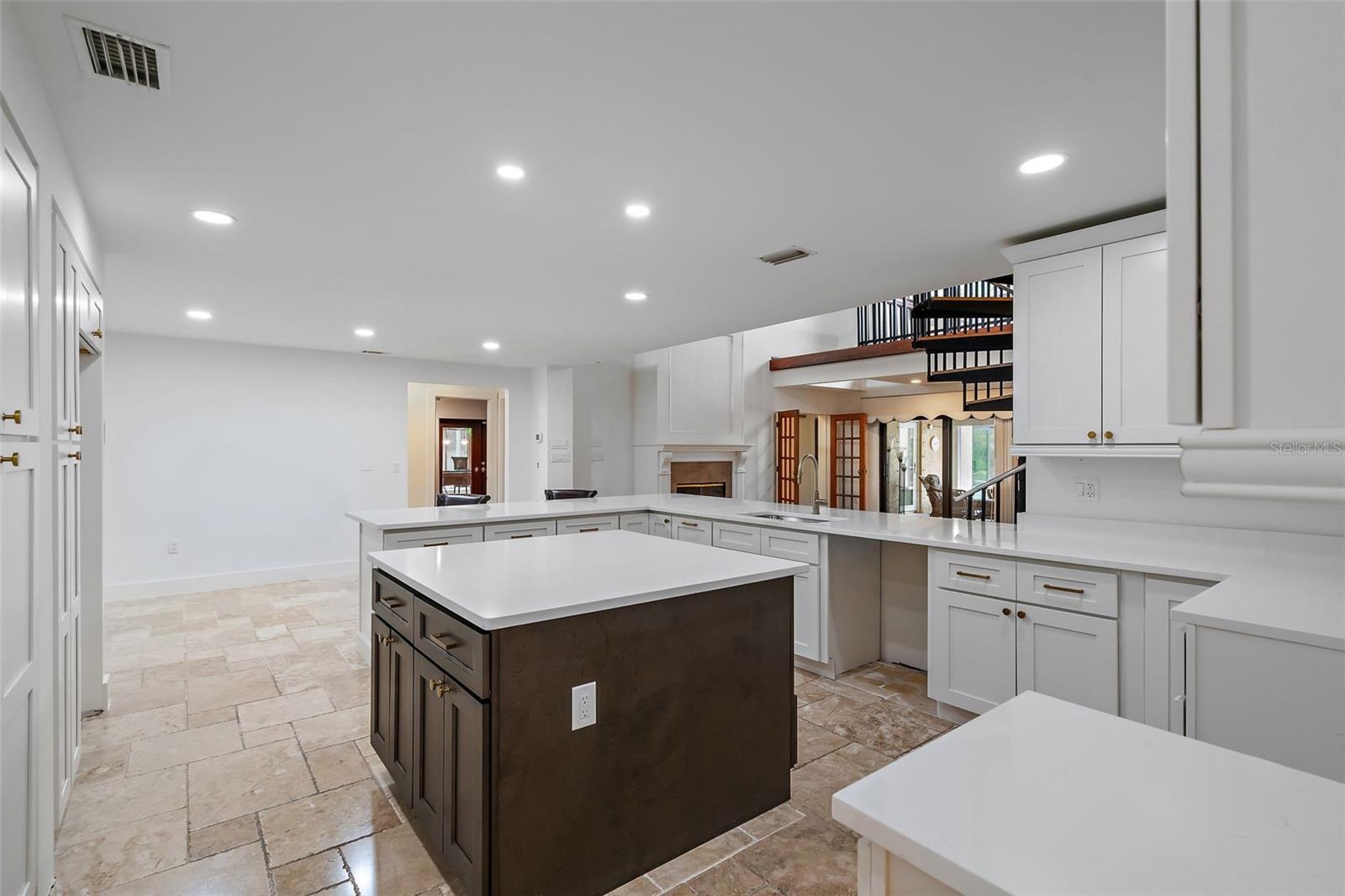 NEW Kitchen