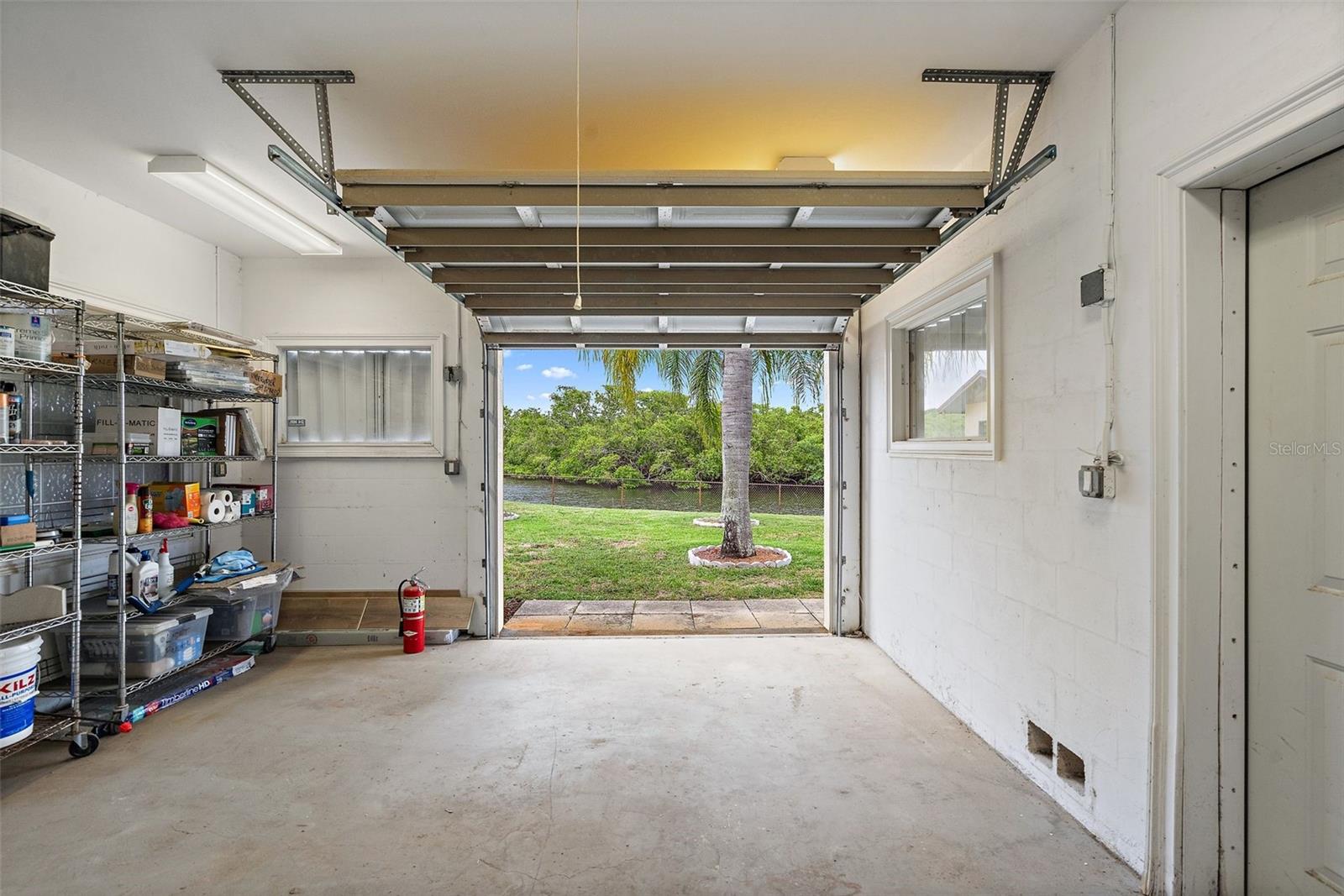 Workshop - with Garage Door for