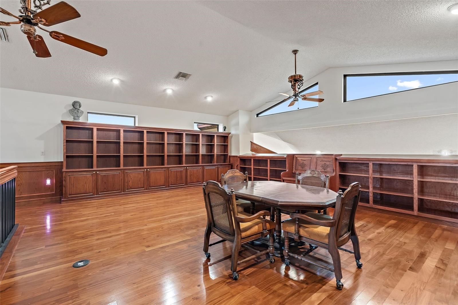 EXPANSIVE Library, Study Hall or Home Office
