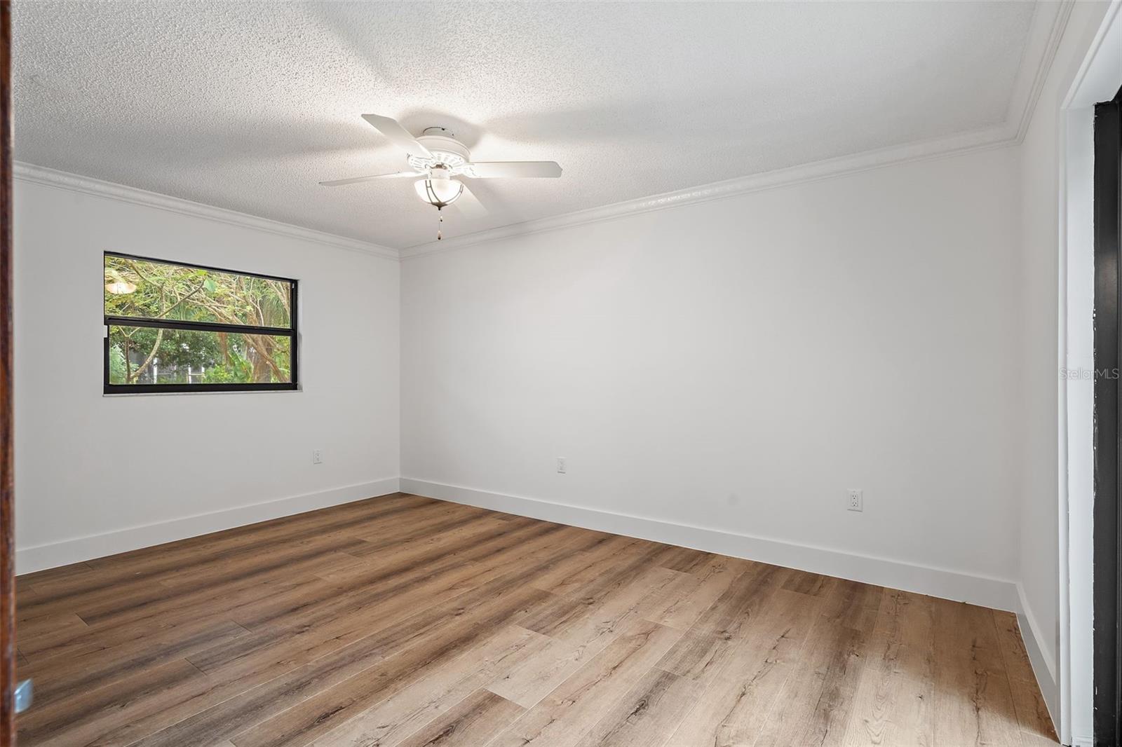 Guest Bedroom #1 - Garden View