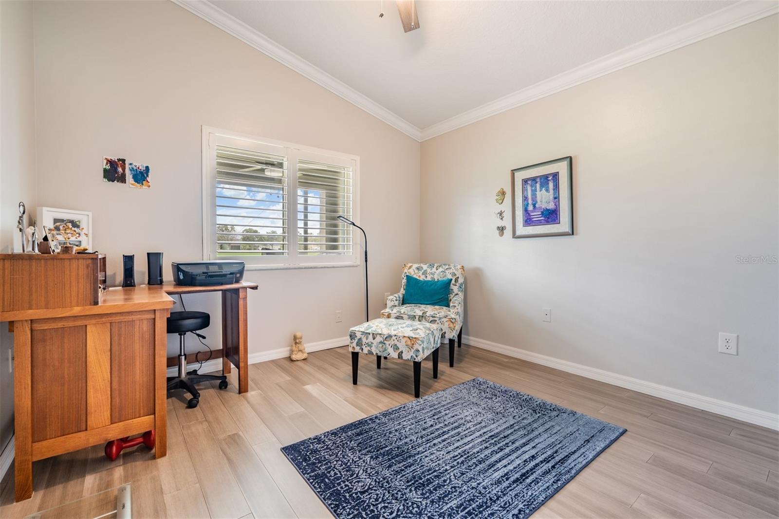 3rd bedroom, set up as den/home office flex space!